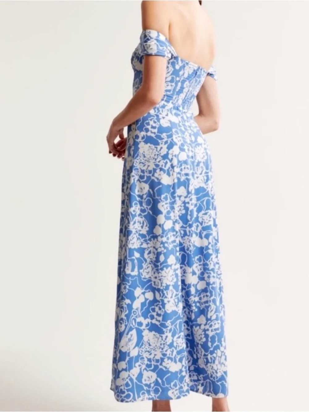 The Camille Off-The-Shoulder Maxi Dress Abercrombie & Fitch XL Floral Wedding